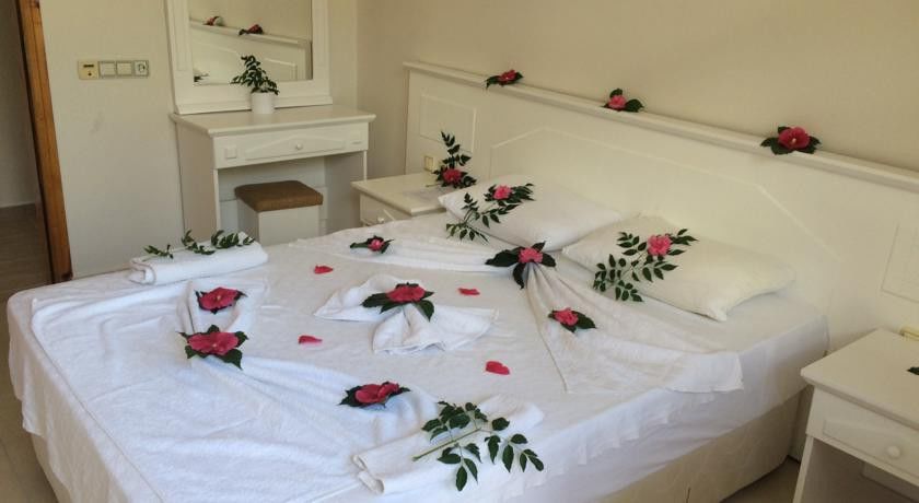 Gorkem Hotel & Apartments Олудениз Экстерьер фото
