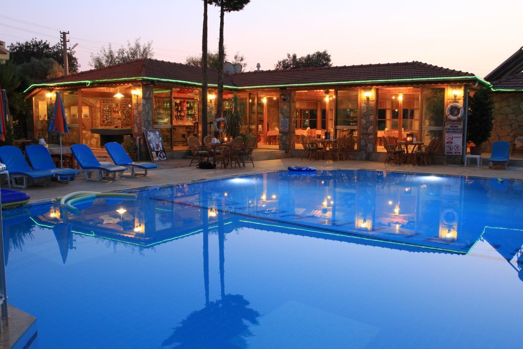 Gorkem Hotel & Apartments Олудениз Экстерьер фото