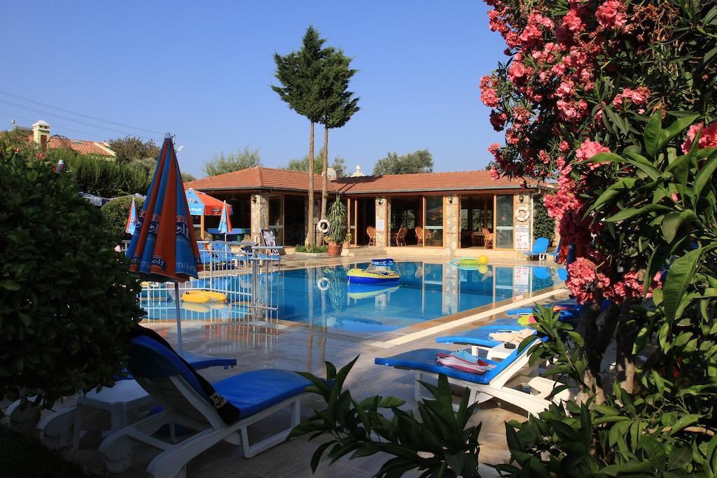 Gorkem Hotel & Apartments Олудениз Экстерьер фото