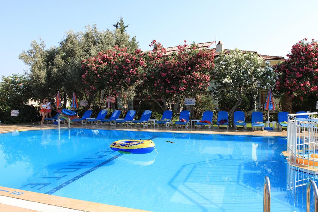 Gorkem Hotel & Apartments Олудениз Экстерьер фото