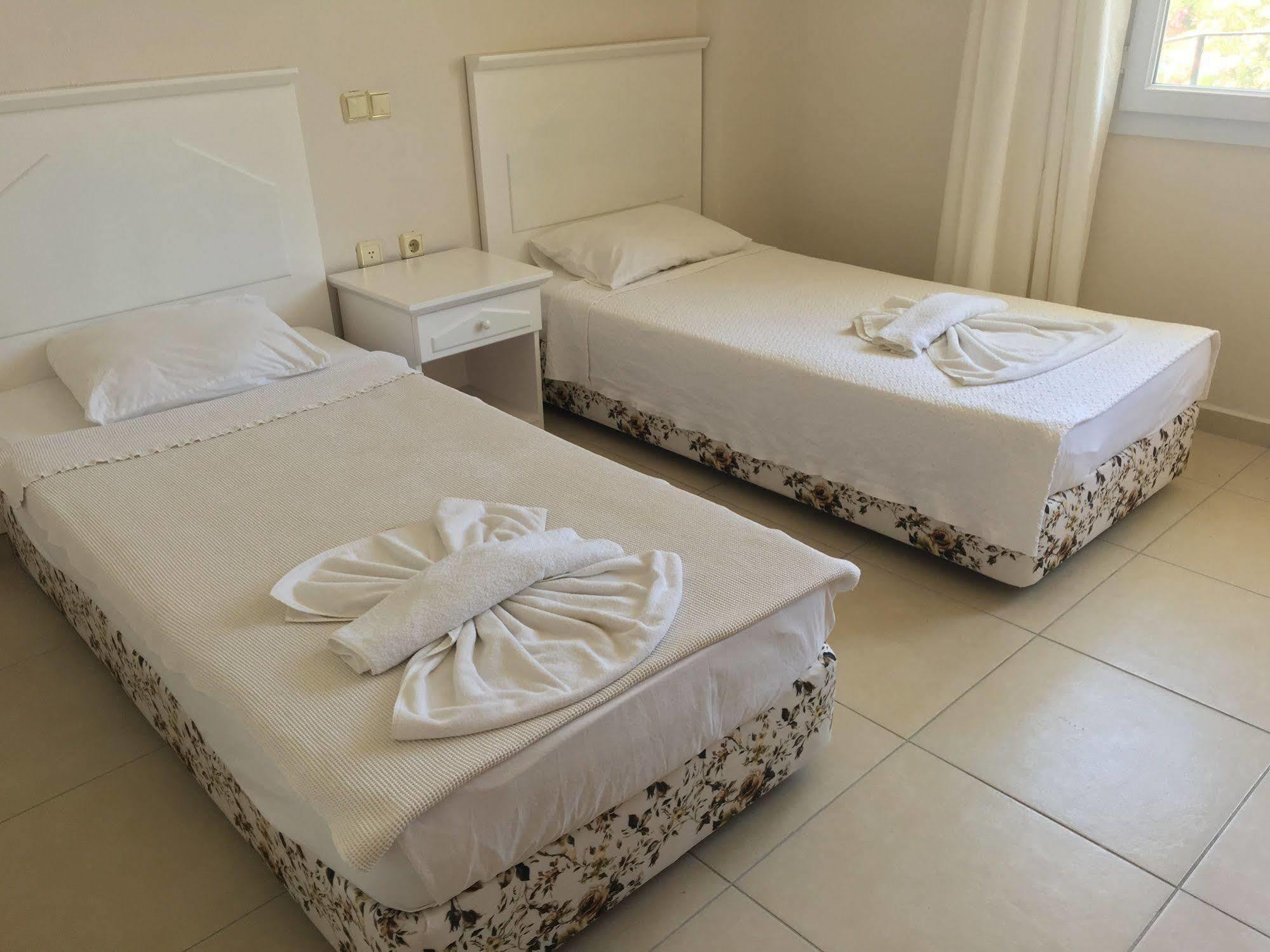 Gorkem Hotel & Apartments Олудениз Экстерьер фото